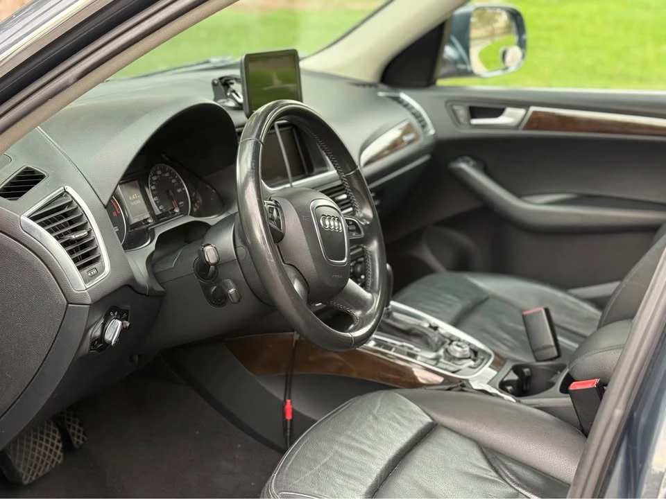2011 Audi 8R Q5 - Image 9 of 14