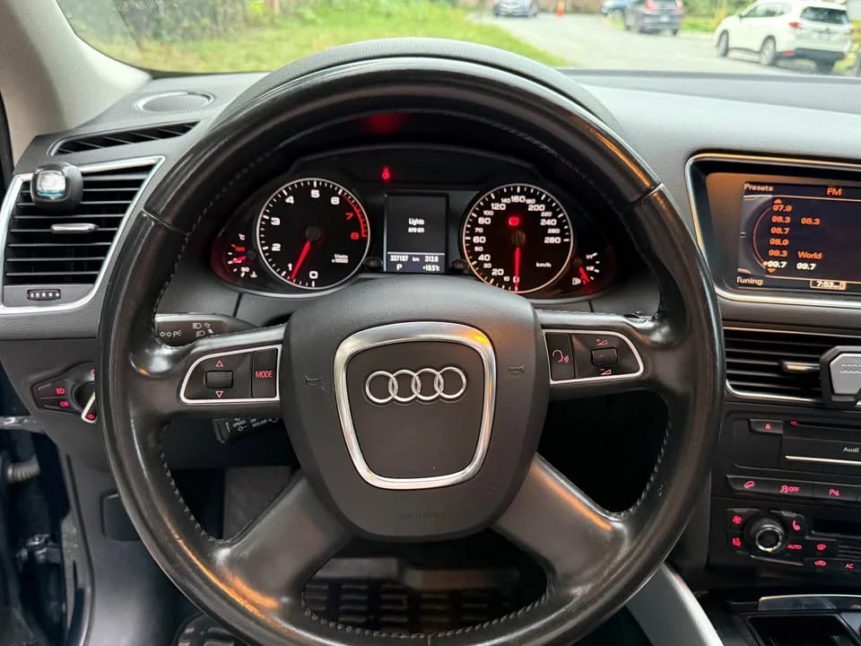 2011 Audi 8R Q5 - Image 9 of 16