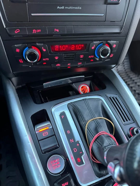 2011 Audi 8R Q5 - Image 15 of 20
