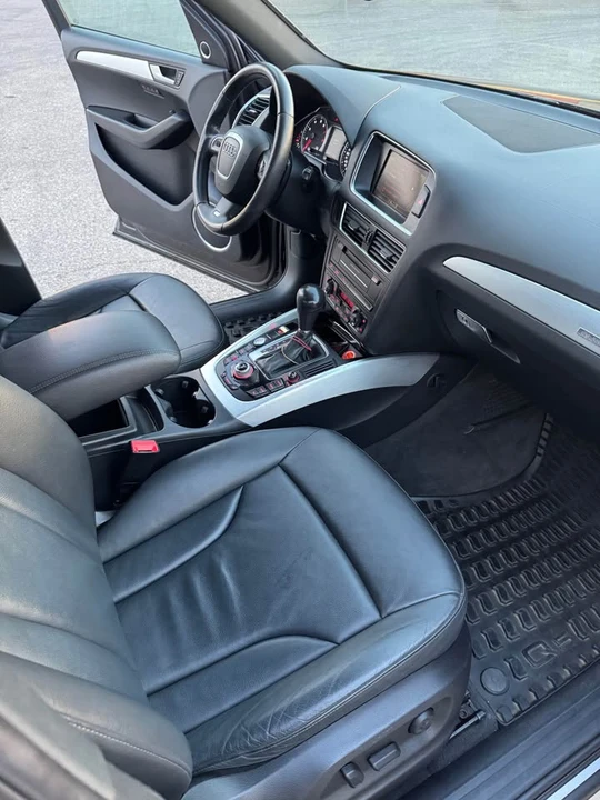 2011 Audi 8R Q5 - Image 14 of 20