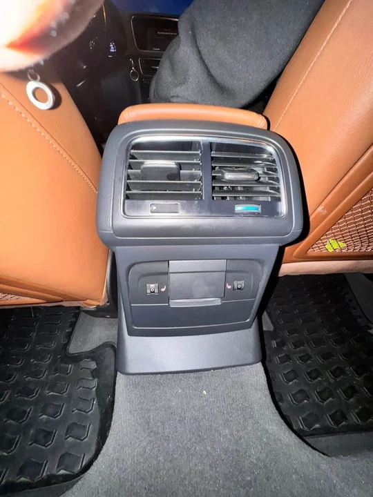 2011 Audi 8R Q5 - Image 13 of 14