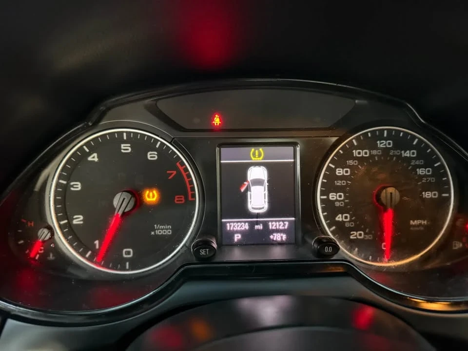 2011 Audi 8R Q5 - Image 2 of 11