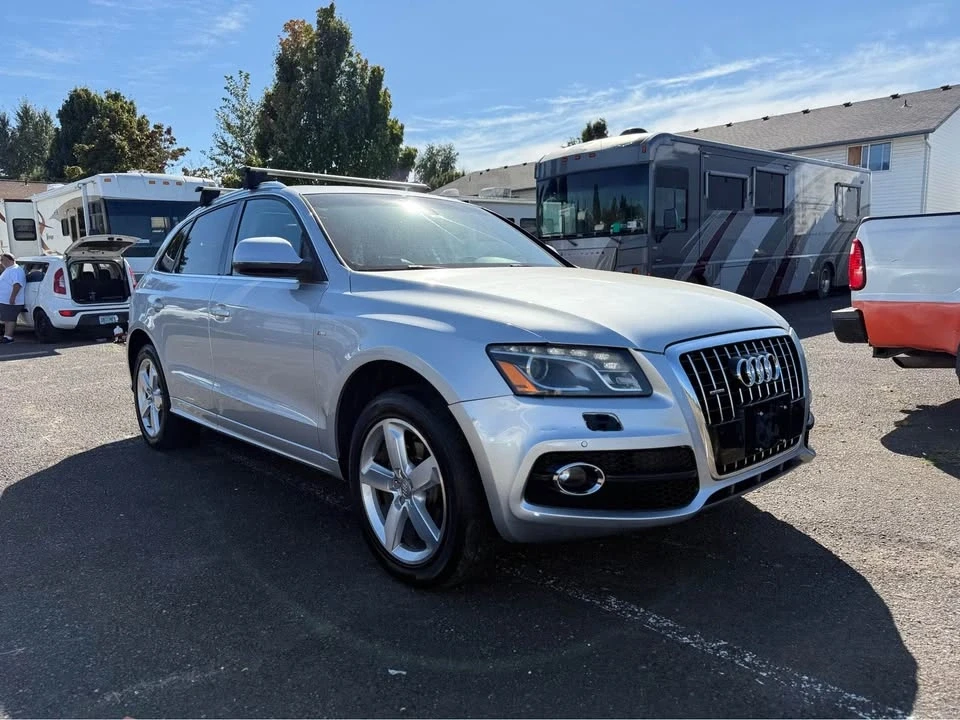 2011 Audi 8R Q5 - Image 2 of 13