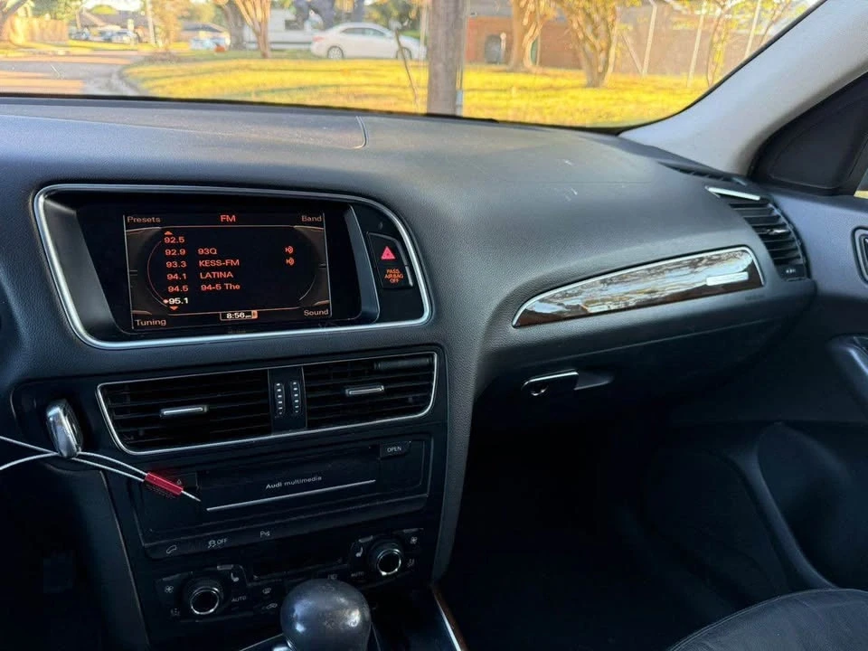 2011 Audi 8R Q5 - Image 11 of 12