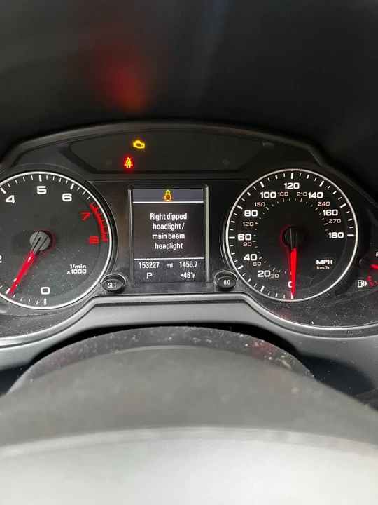 2011 Audi 8R Q5 - Image 12 of 13