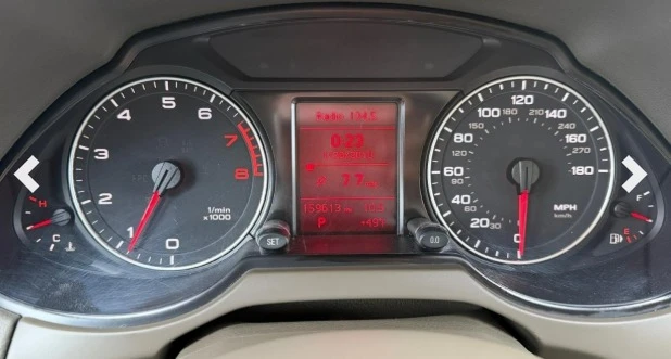 2011 Audi 8R Q5 - Image 5 of 10