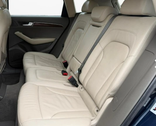 2011 Audi 8R Q5 - Image 9 of 10