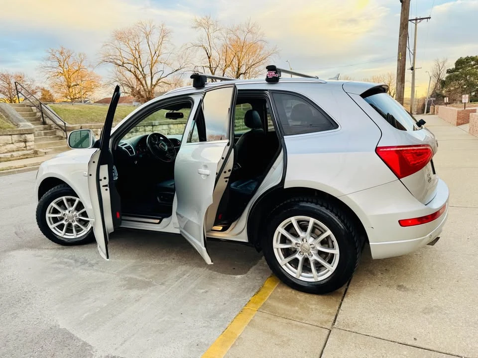 2011 Audi 8R Q5 - Image 19 of 19