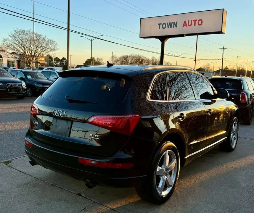 2011 Audi 8R Q5 - Image 12 of 17