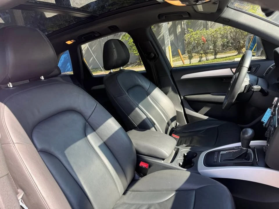 2011 Audi 8R Q5 - Image 12 of 20