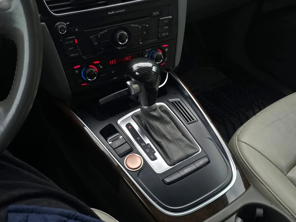 2011 Audi 8R Q5 - Image 14 of 18