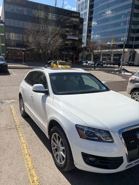 2011 Audi 8R Q5 - Image 2 of 12