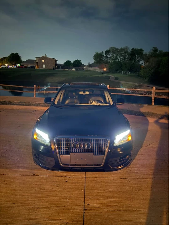2011 Audi 8R Q5 - Image 2 of 16