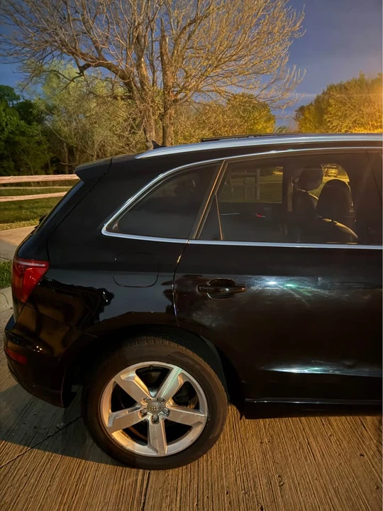 2011 Audi 8R Q5 - Image 12 of 16