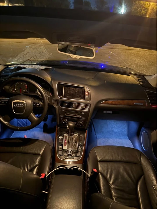 2011 Audi 8R Q5 - Image 9 of 16