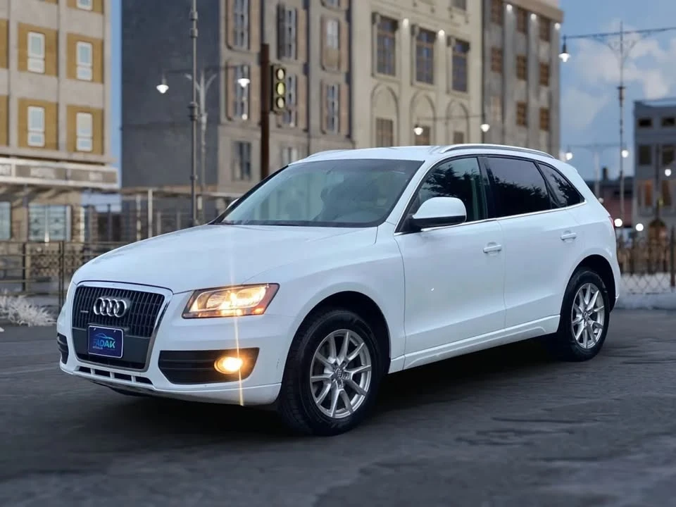 2011 Audi 8R Q5 - Image 3 of 14