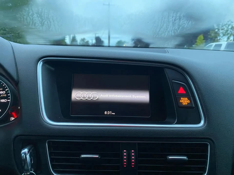 2011 Audi 8R Q5 - Image 12 of 14