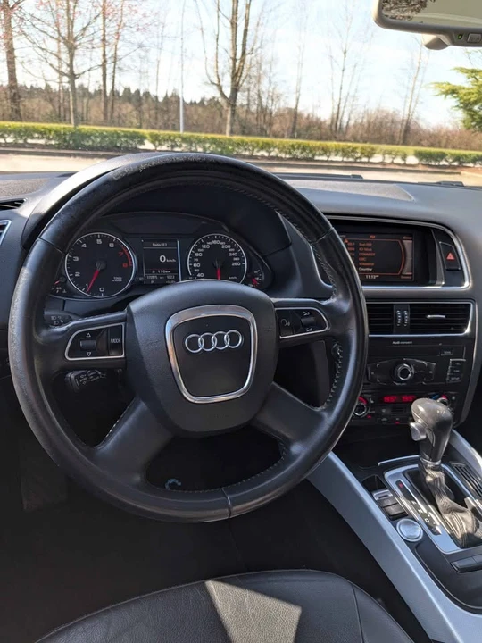 2011 Audi 8R Q5 - Image 13 of 14