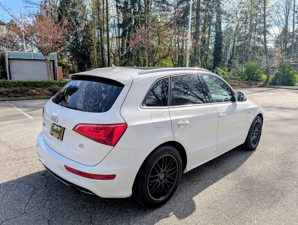 2011 Audi 8R Q5 - Image 3 of 10