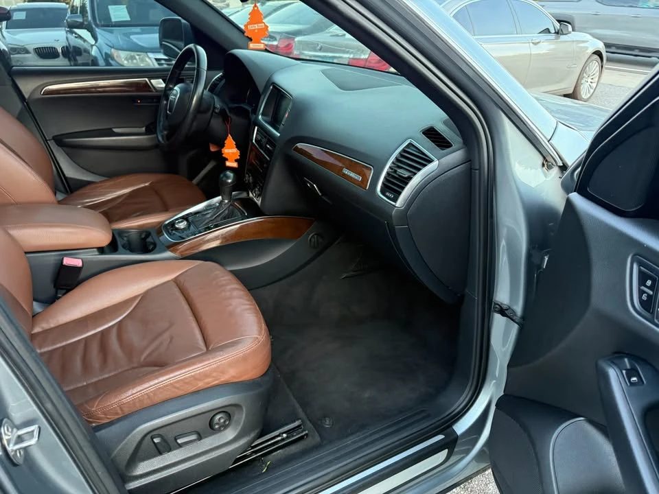 2011 Audi 8R Q5 - Image 13 of 14