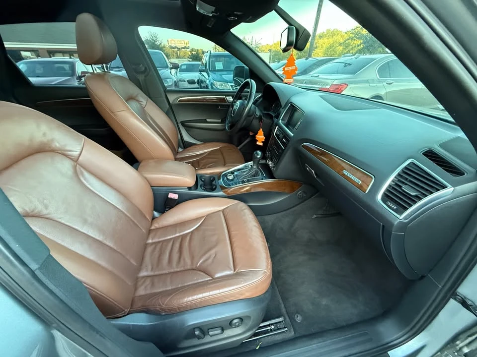 2011 Audi 8R Q5 - Image 12 of 14