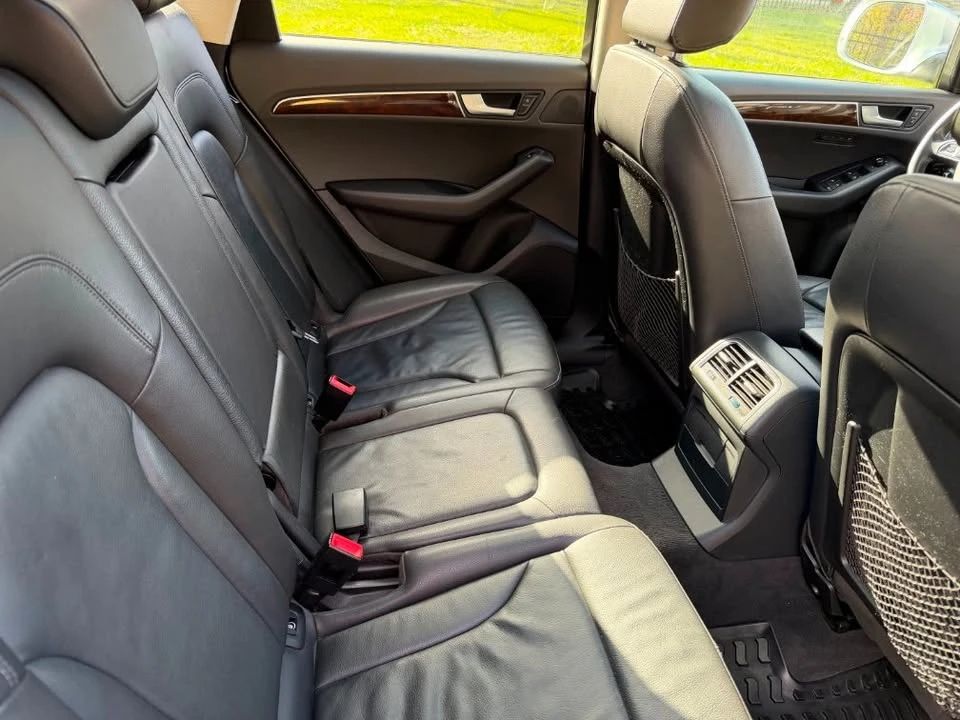 2011 Audi 8R Q5 - Image 12 of 16