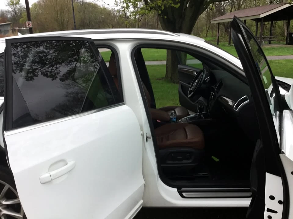 2011 Audi 8R Q5 - Image 12 of 18