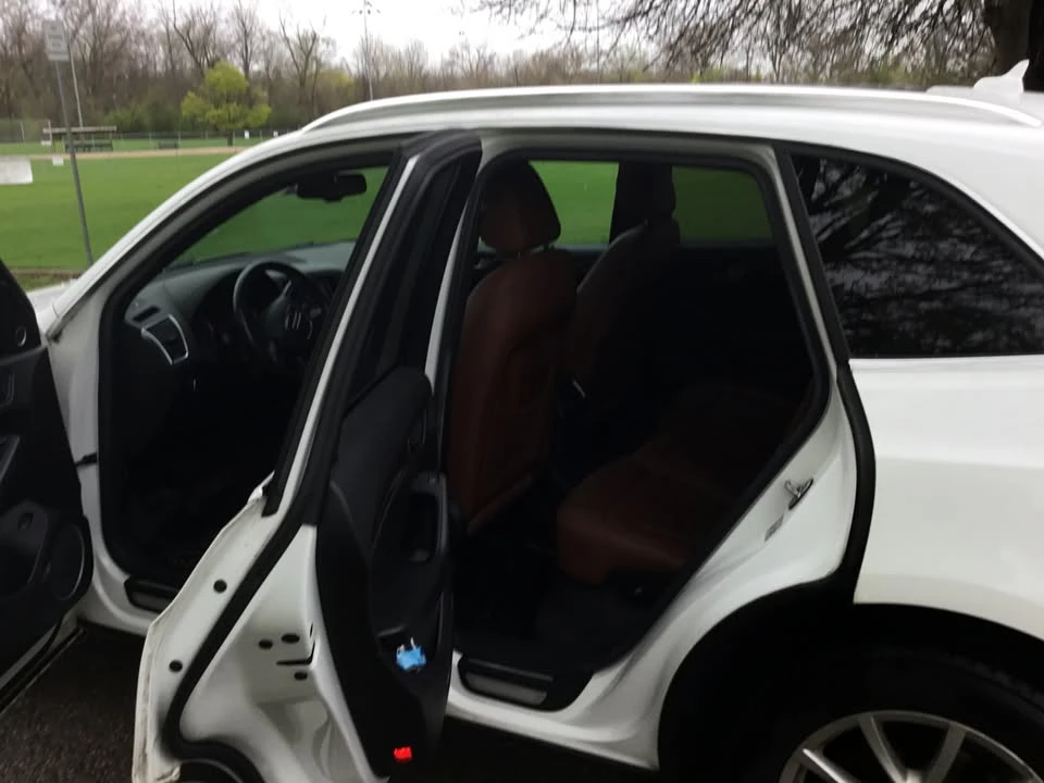 2011 Audi 8R Q5 - Image 9 of 18