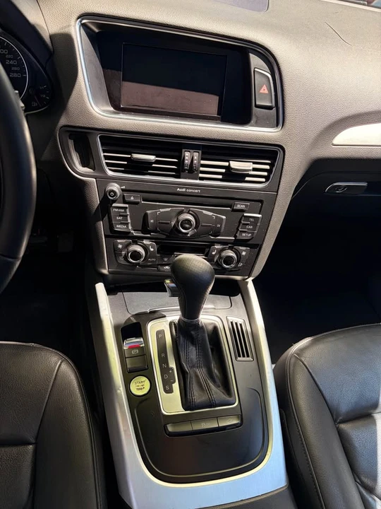 2011 Audi 8R Q5 - Image 9 of 12