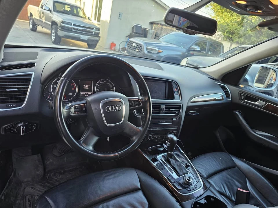 2011 Audi 8R Q5 - Image 2 of 8