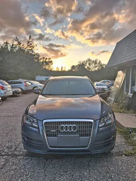 2011 Audi Q5 2.0T Premium Plus