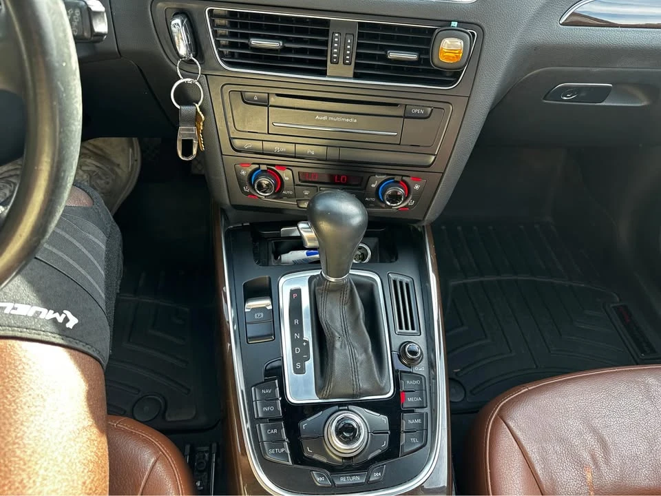 2011 Audi 8R Q5 - Image 13 of 20