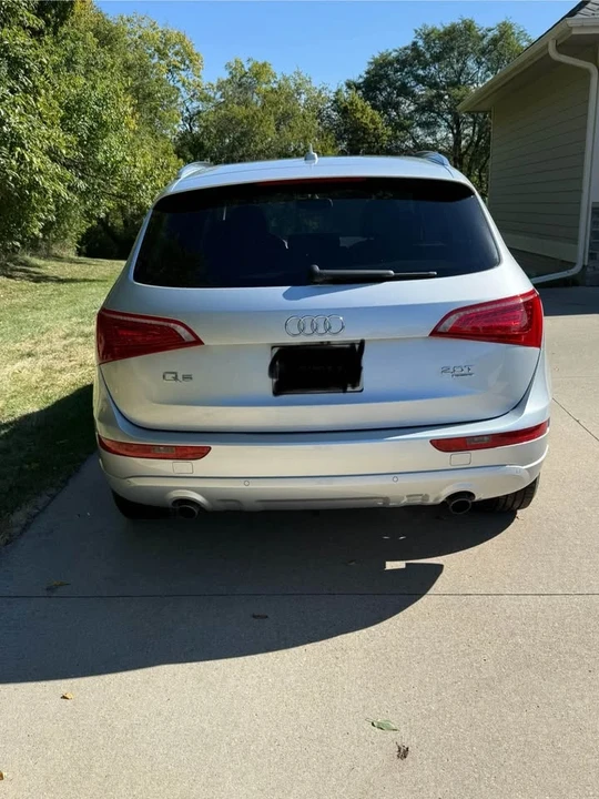 2011 Audi 8R Q5 - Image 4 of 10