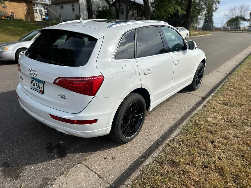 2011 Audi 8R Q5 - Image 3 of 20