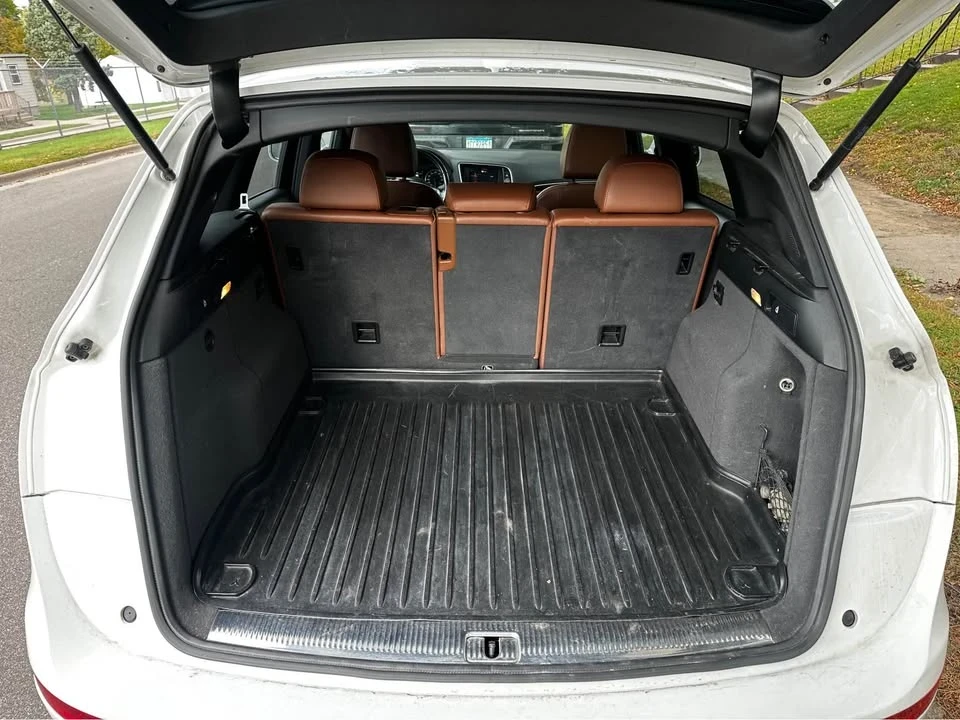 2011 Audi 8R Q5 - Image 9 of 15