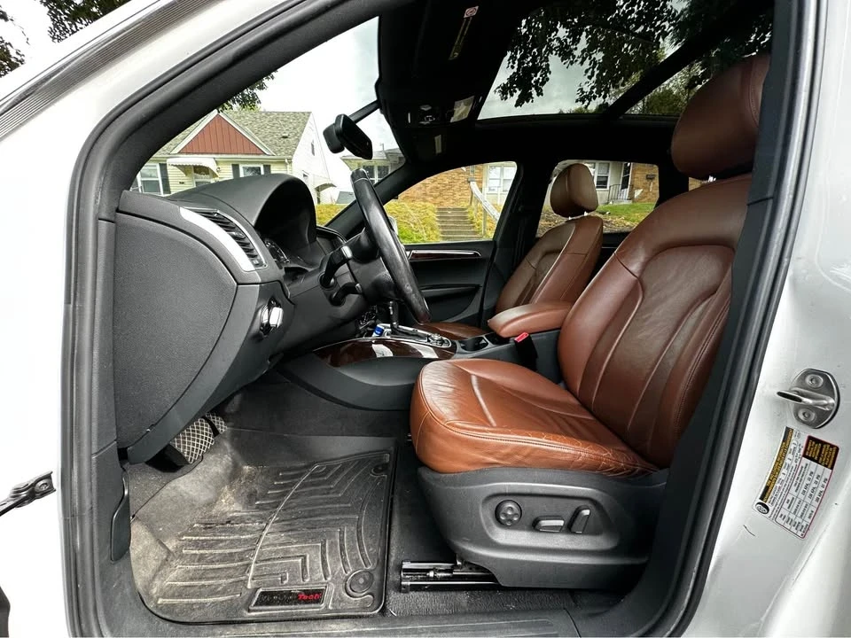 2011 Audi 8R Q5 - Image 6 of 15