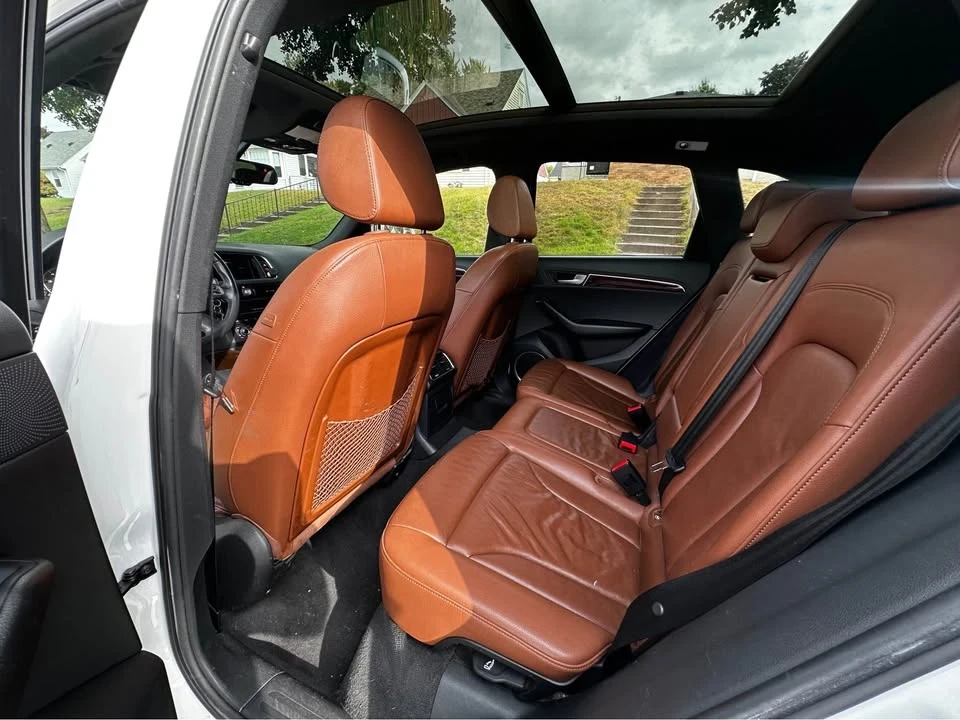 2011 Audi 8R Q5 - Image 7 of 15