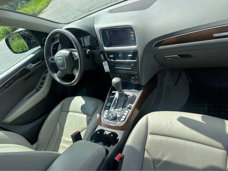 2011 Audi 8R Q5 - Image 11 of 16