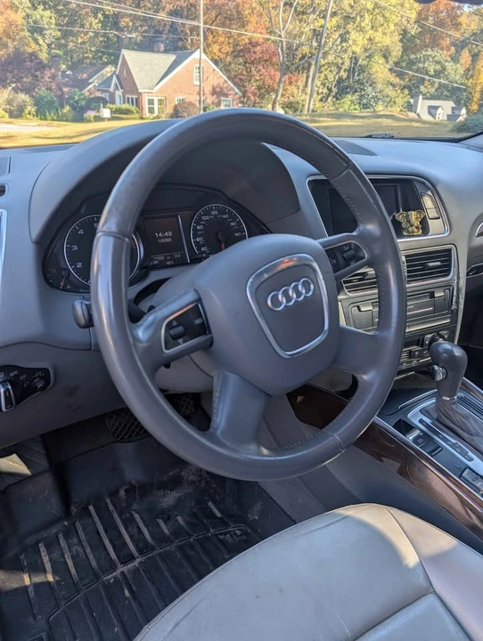 2011 Audi 8R Q5 - Image 7 of 20