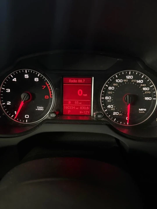 2011 Audi 8R Q5 - Image 6 of 6