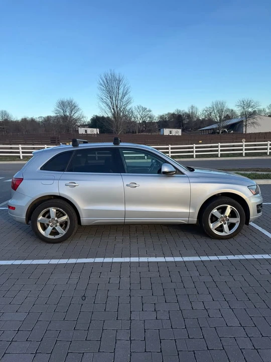 2011 Audi 8R Q5 - Image 5 of 10