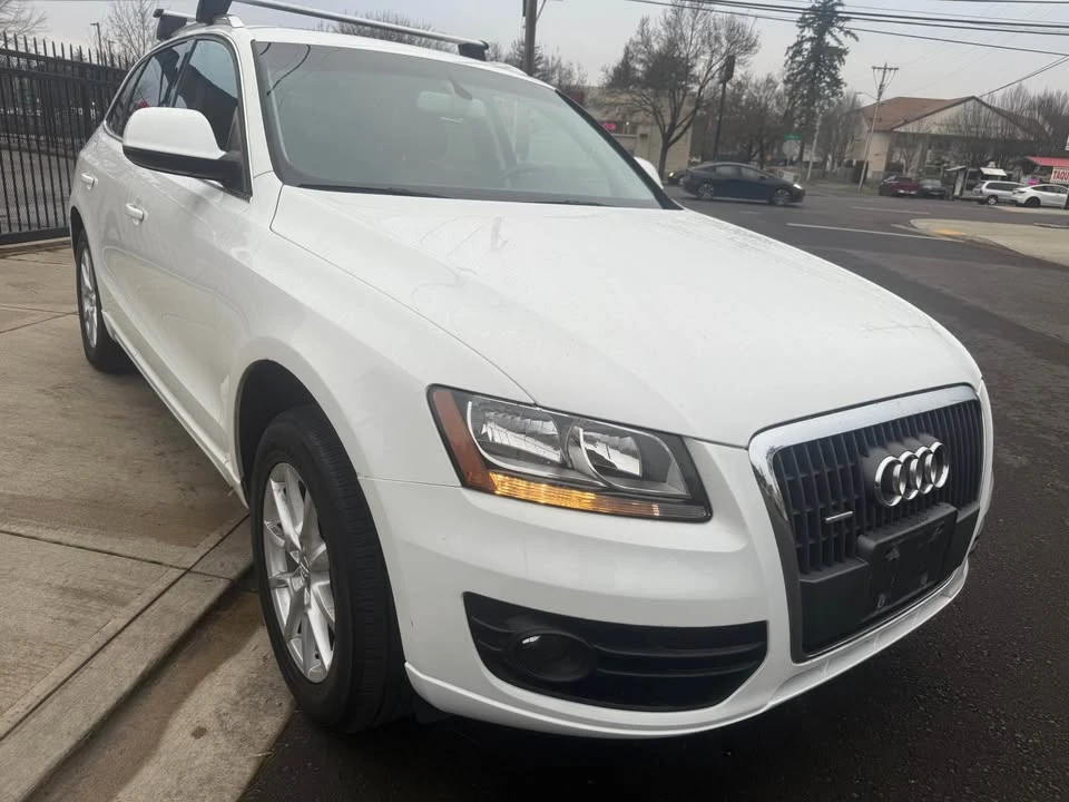 2011 Audi 8R Q5 - Image 2 of 18