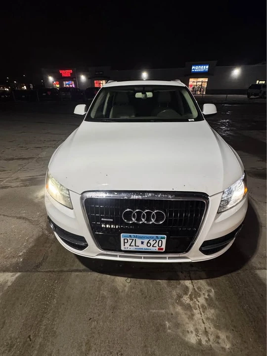 2011 Audi 8R Q5 - Image 2 of 9
