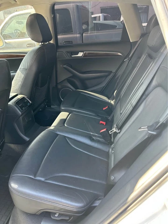 2011 Audi 8R Q5 - Image 11 of 17
