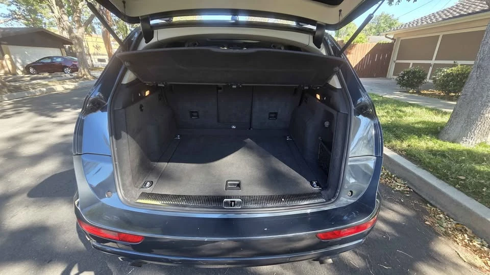 2011 Audi 8R Q5 - Image 11 of 11