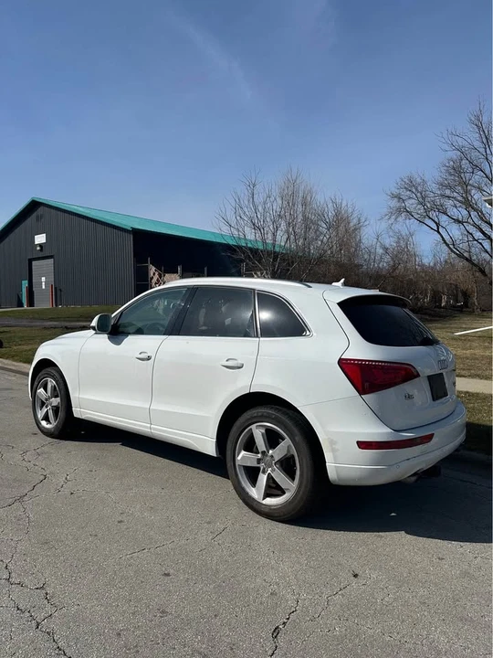 2011 Audi 8R Q5 - Image 4 of 17