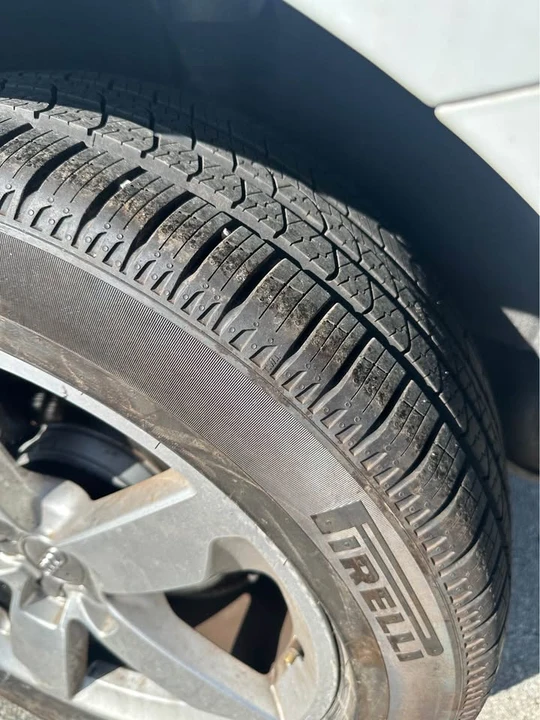 2011 Audi 8R Q5 - Image 16 of 17