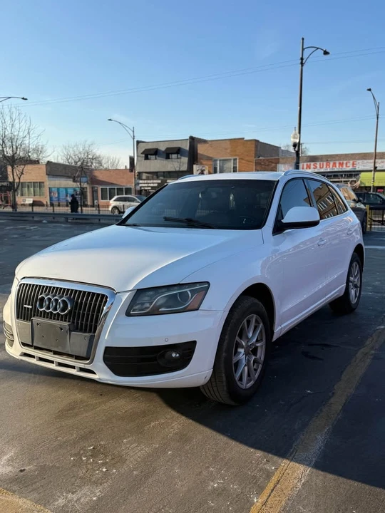 2011 Audi 8R Q5 - Image 2 of 11