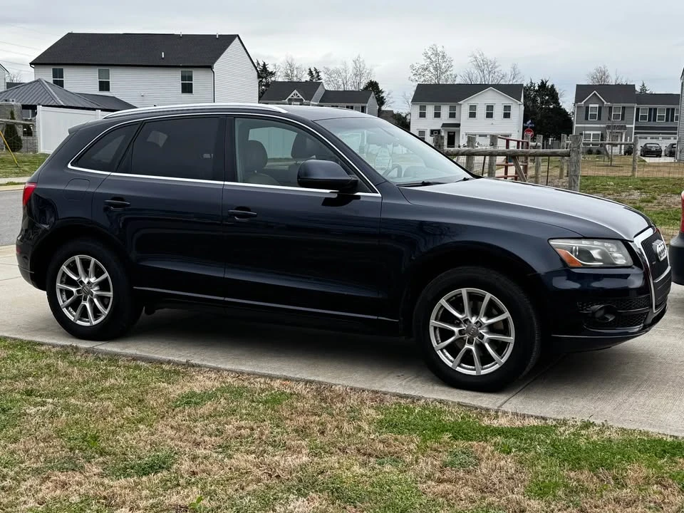 2011 Audi 8R Q5 - Image 2 of 7