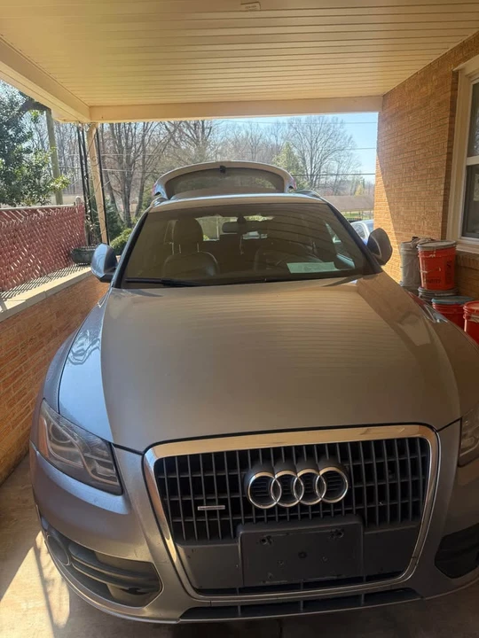 2011 Audi 8R Q5 - Image 11 of 12